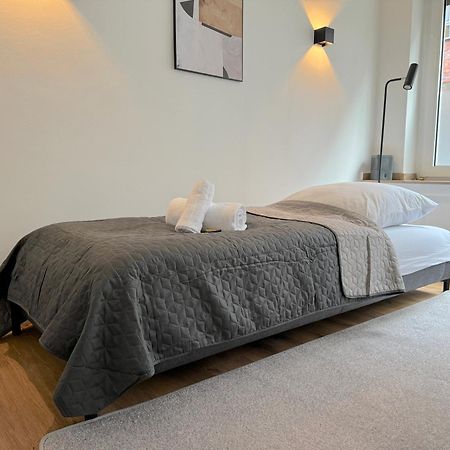 Modern & Minimal - Design-Apartment In Stadtmitte فيسيل المظهر الخارجي الصورة